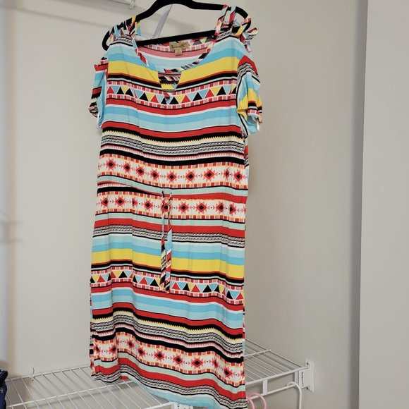 🌟Small Chances R Aztec Dress - Picture 1 of 10